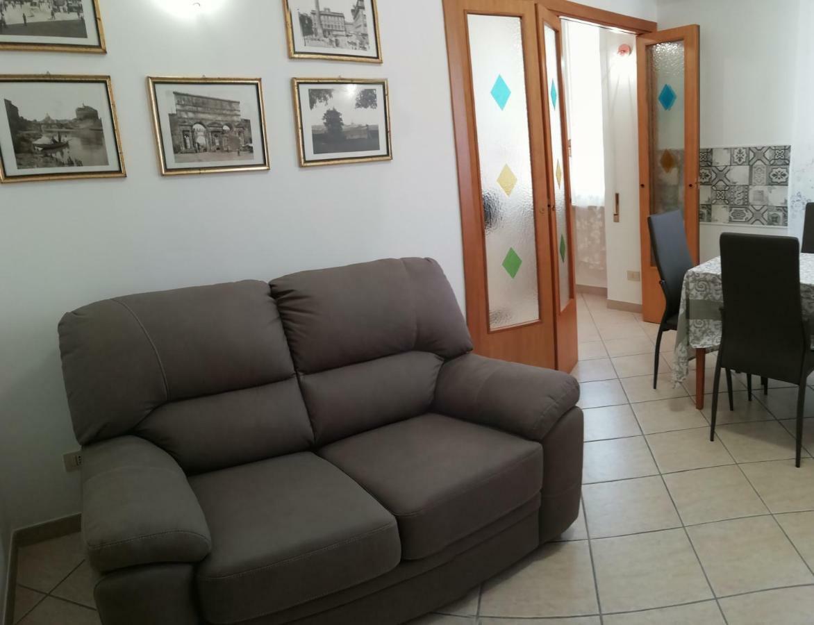 Casa SereTina Rome Bagian luar foto